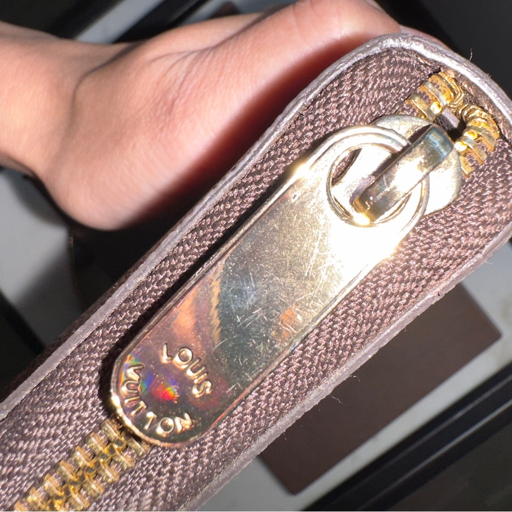 NEW Authentic Louis Vuitton Damier Ebene Brown Zippy Wallet - Picture 4 of 13